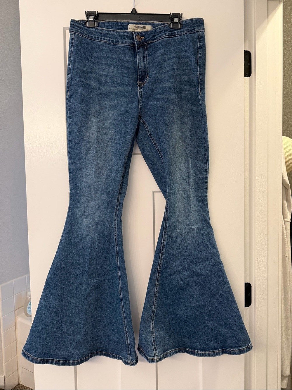 Women’s Rock & Roll Denim - Bargain Button Bell